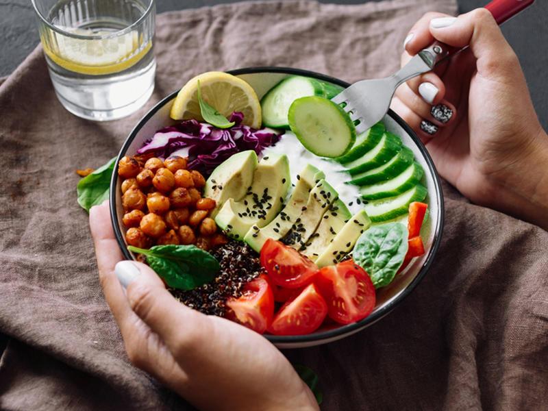 Nên bổ sung nhiều chất xơ và protein