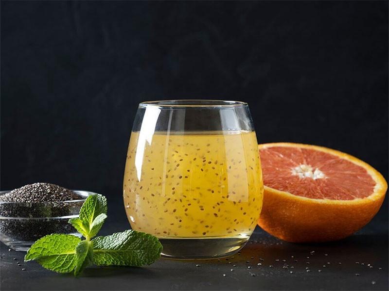 Nước cam hạt chia