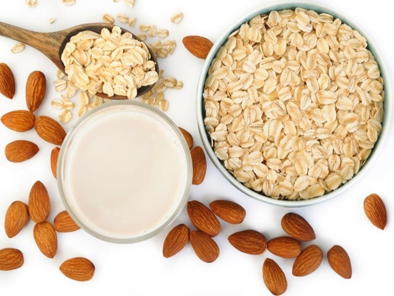 Sữa hạt hạnh nhân yến mạch