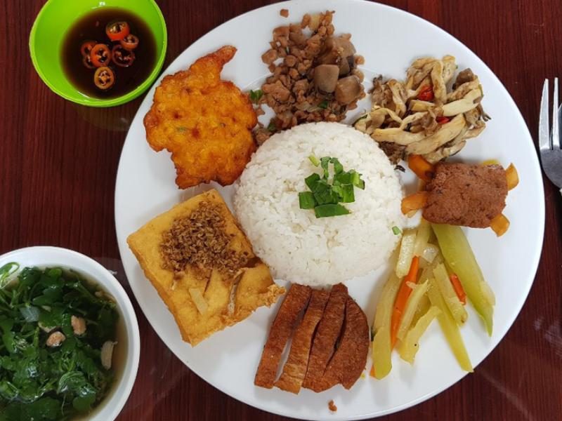 Quán ăn chay Thiên Nhiên