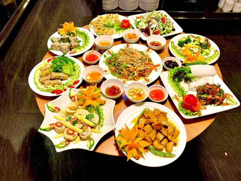 Quán buffet chay tại Cầu Giấy