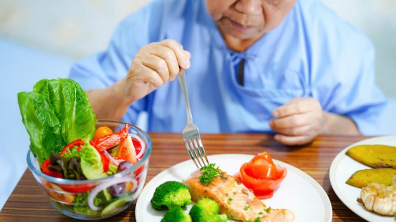 Chế độ dinh dưỡng cho bệnh nhân sau phẫu thuật