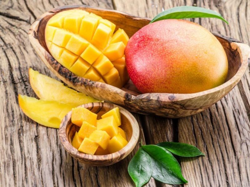 Bệnh nhân ung thư dạ dày nên bổ sung xoài chín