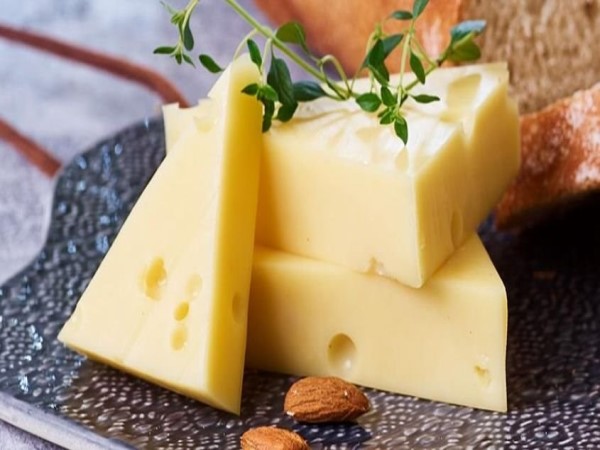 Phô mai ăn chay được không? Triết lý ăn chay lựa chọn đúng