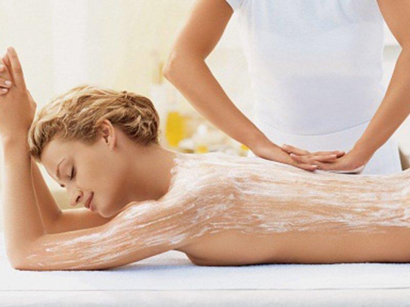 Tắm trắng có gây ung thư da hay không?